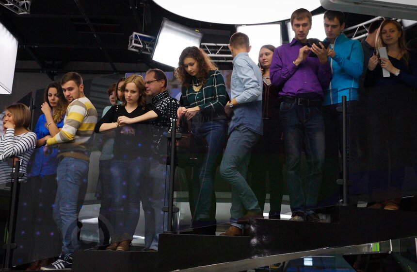 Певица Елка выступила в программе "Живой звук" 5 фото