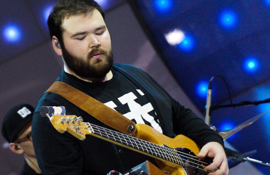 Певица Елка выступила в программе "Живой звук" 14 фото