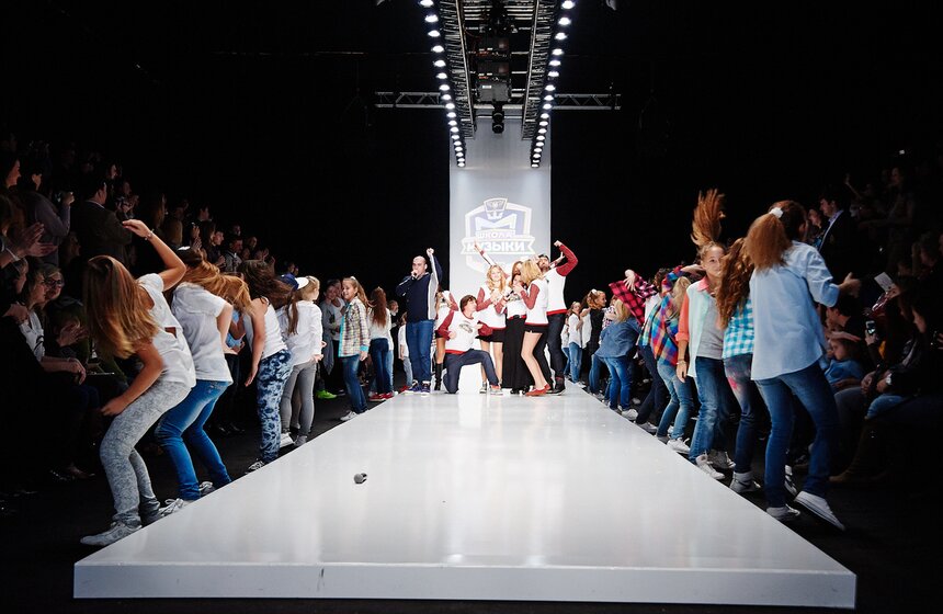 На Mercedes-Benz Fashion Week Russia прошел день детской моды 28 фото