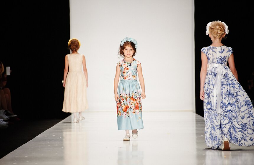 На Mercedes-Benz Fashion Week Russia прошел день детской моды 32 фото