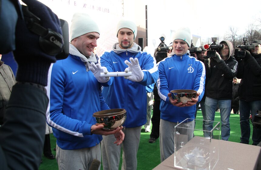 В стену стадиона "Динамо" заложили памятную капсулу 14 фото