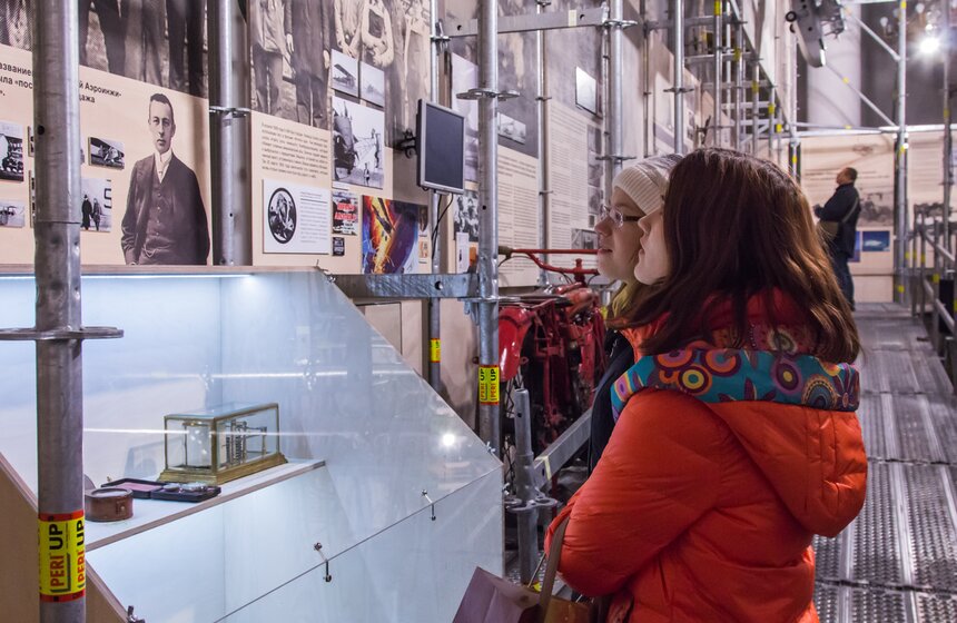 На ВДНХ открылась выставка "Сикорский: крылья будущего" 13 фото