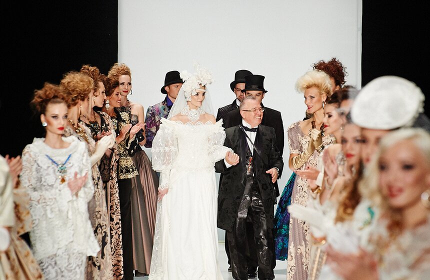 Показ Вячеслава Зайцева открыл Mercedes-Benz Fashion Week Russia 33 фото