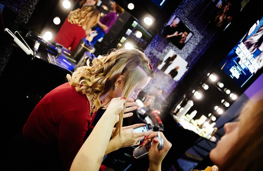 Показ Вячеслава Зайцева открыл Mercedes-Benz Fashion Week Russia 4 фото