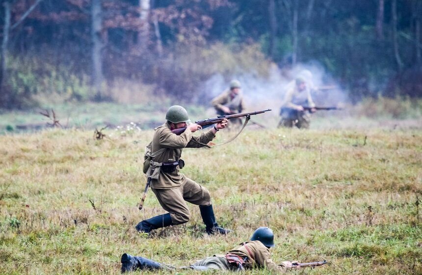 В Бородине прошла реконструкция боев под Москвой 1941 года 1 фото