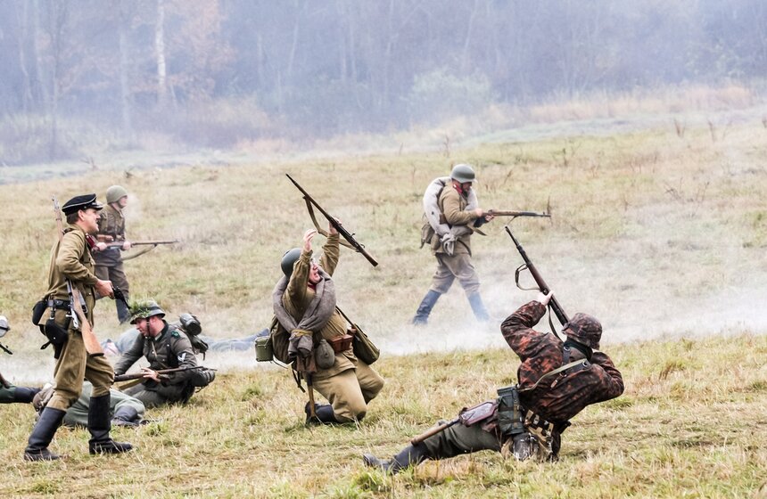 В Бородине прошла реконструкция боев под Москвой 1941 года 10 фото