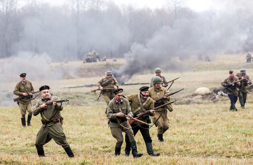 В Бородине прошла реконструкция боев под Москвой 1941 года 9 фото
