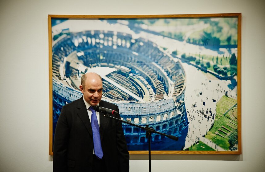 В МАММ открылась выставка "Факты и вымыслы" 21 фото