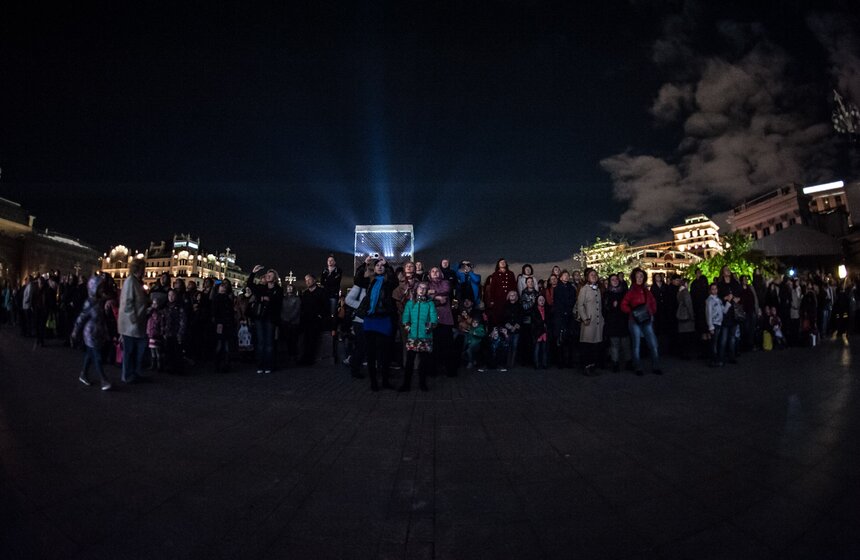 3D-проекции украсили фасады Большого театра и Кузнецкого моста 11 фото