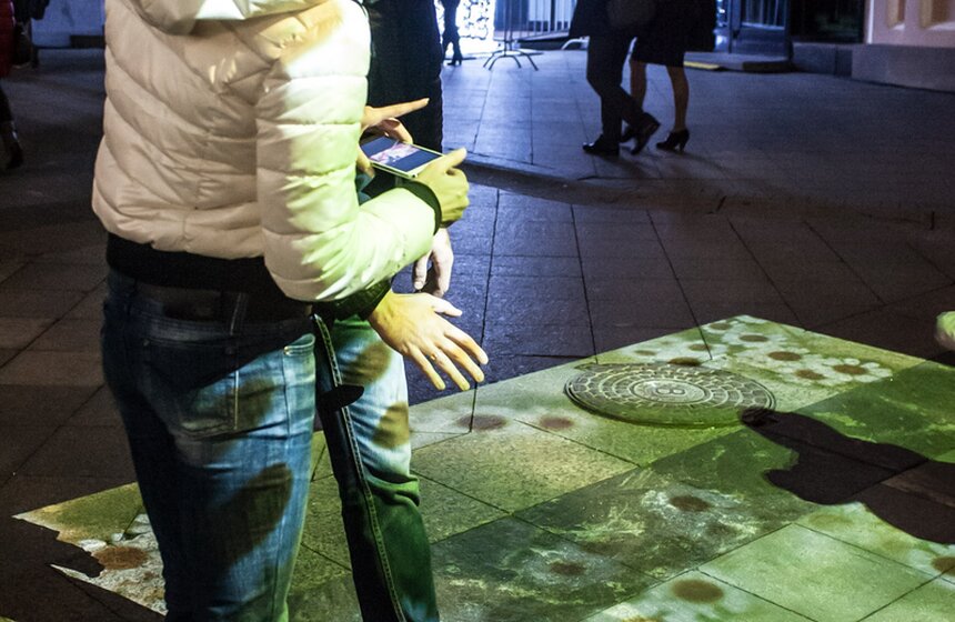 3D-проекции украсили фасады Большого театра и Кузнецкого моста 2 фото