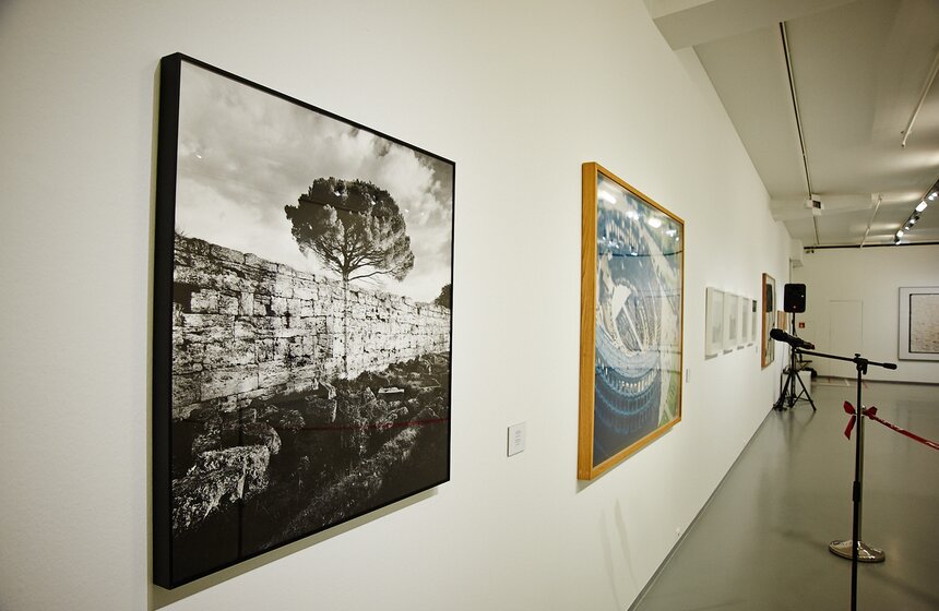 В МАММ открылась выставка "Факты и вымыслы" 7 фото