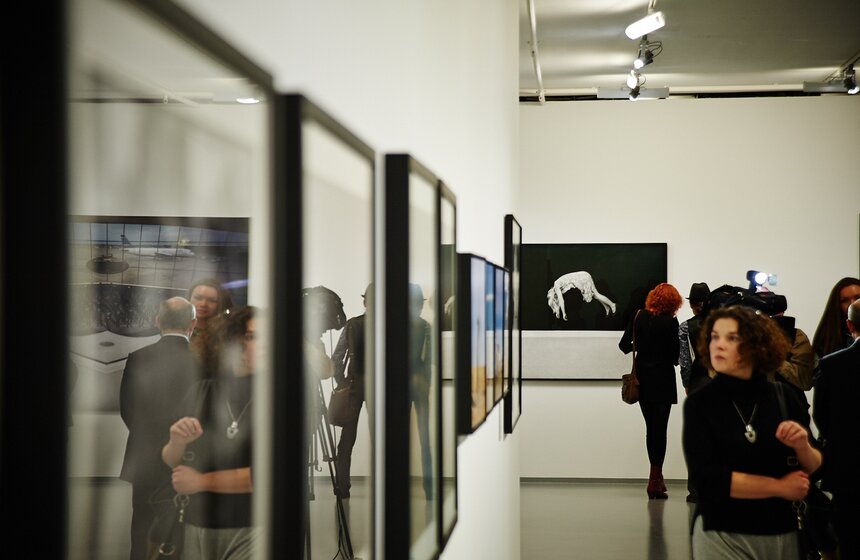 В МАММ открылась выставка "Факты и вымыслы" 17 фото