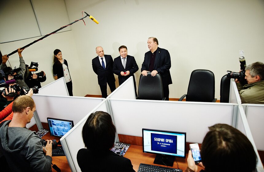 Открылся удаленный читальный зал Президентской библиотеки 4 фото