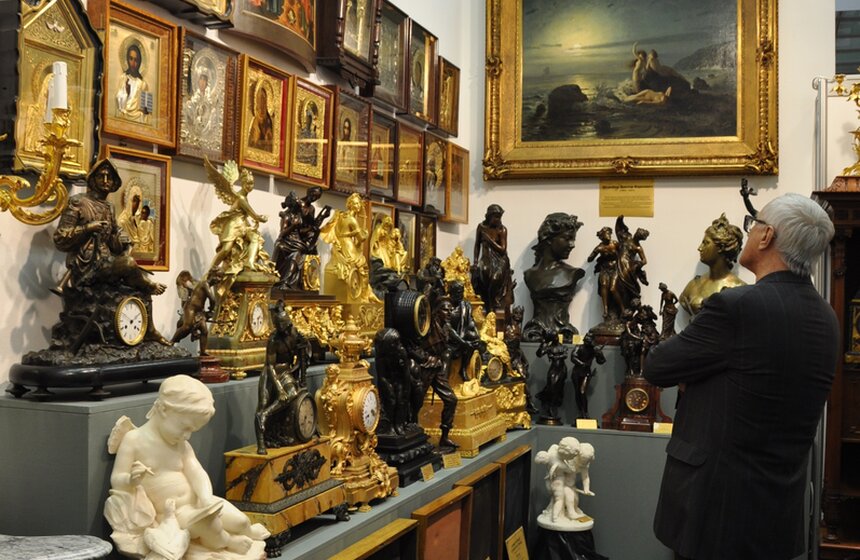 В ЦДХ открылся Российский антикварный салон 8 фото