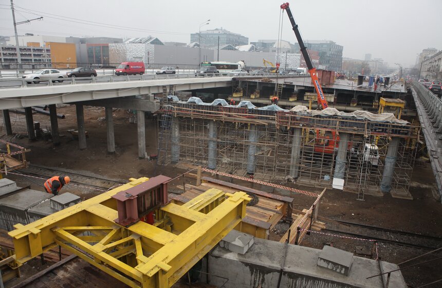 Как проходит реконструкция Ленинградского путепровода 12 фото