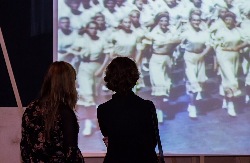 Посвященная перформансам выставка откроется в "Гараже" 9 фото