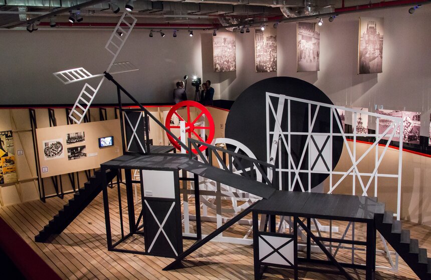 Посвященная перформансам выставка откроется в "Гараже" 14 фото