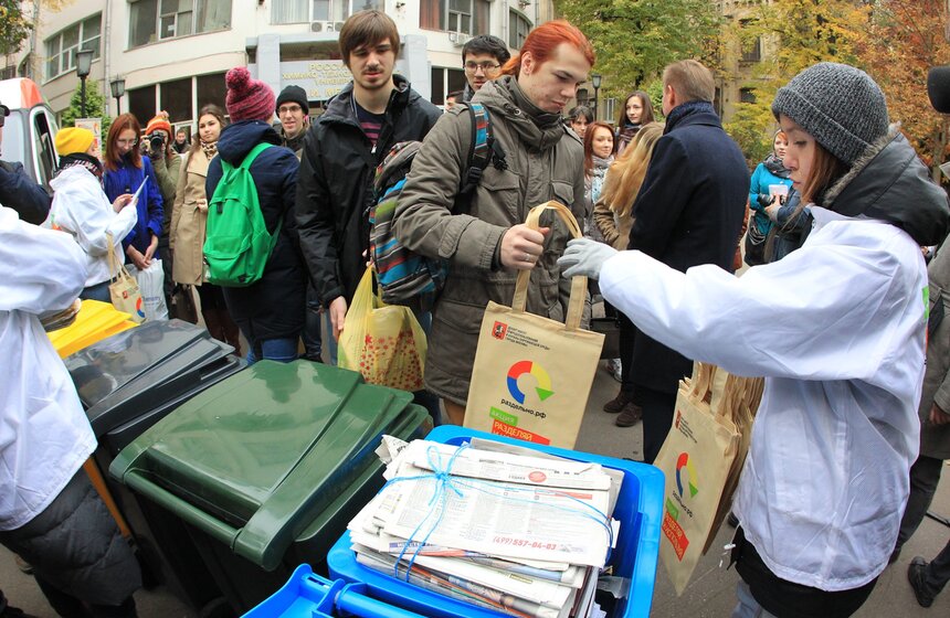В столице прошла акция по раздельному сбору отходов 19 фото