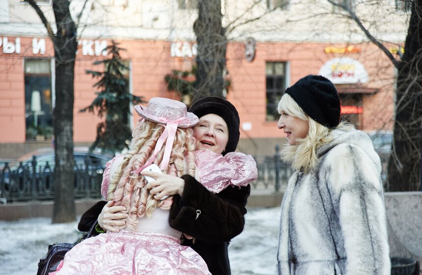 "Обнимашки": Как в Москве отметили международный праздник 18 фото