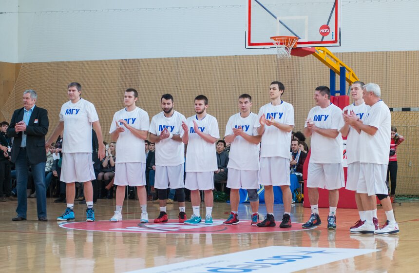 В День студента в МГУ состоялся праздничный баскетбольный матч 14 фото