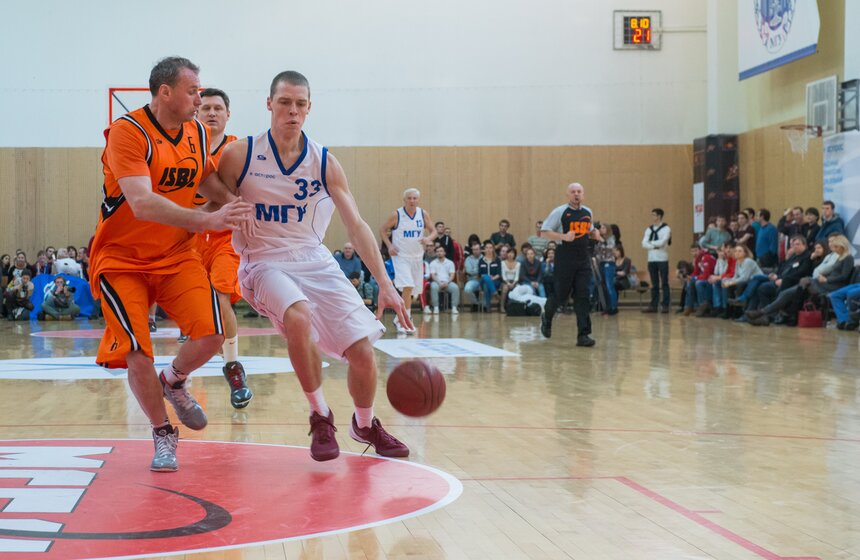 В День студента в МГУ состоялся праздничный баскетбольный матч 24 фото