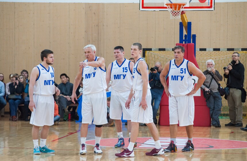 В День студента в МГУ состоялся праздничный баскетбольный матч 6 фото