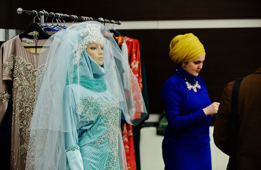 В Crocus City Hall привезли волос Пророка Мухаммеда 1 фото