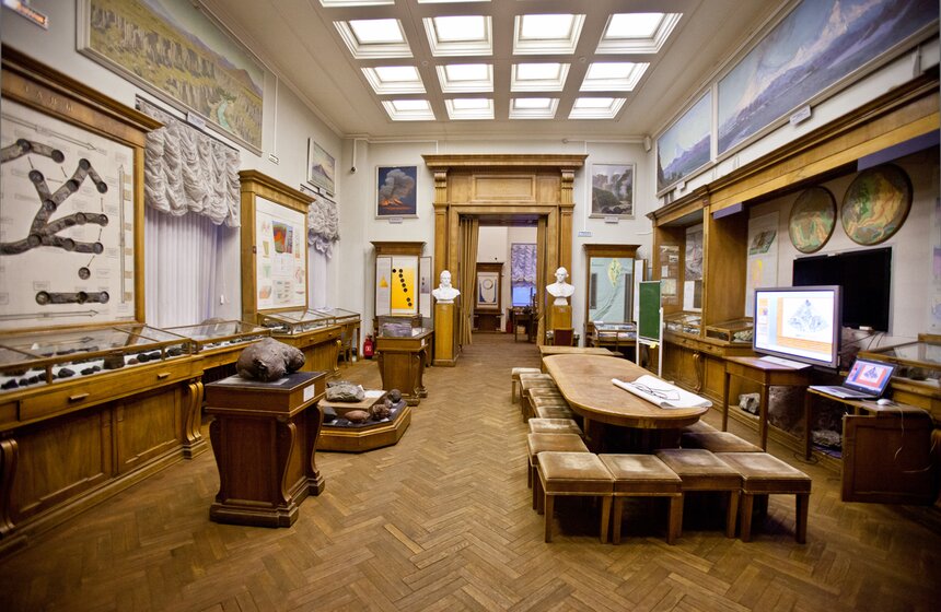 260 лет МГУ: Как выглядит старейший вуз страны 38 фото