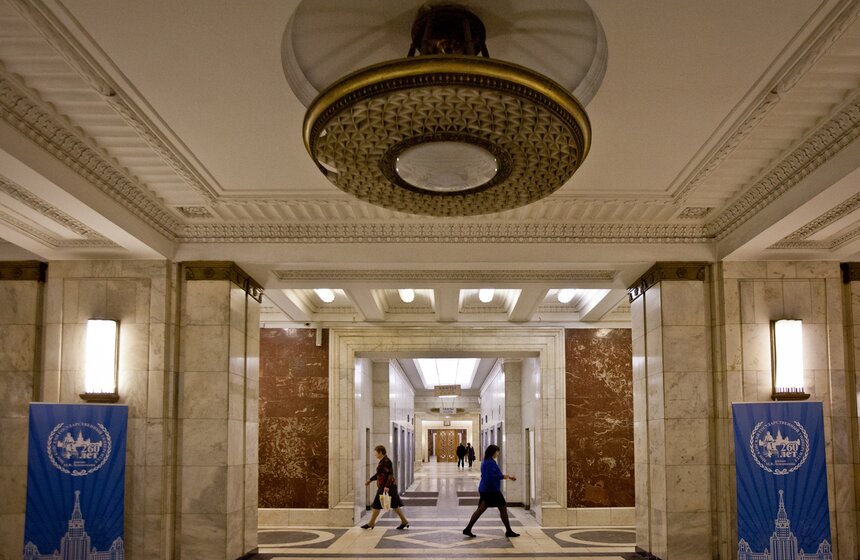 260 лет МГУ: Как выглядит старейший вуз страны 28 фото