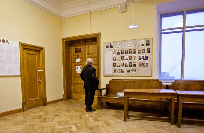 260 лет МГУ: Как выглядит старейший вуз страны 35 фото