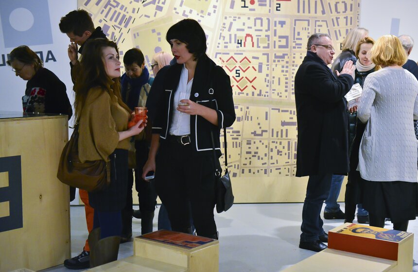 Открылась выставка, посвященная авангарду на Шаболовке 20 фото