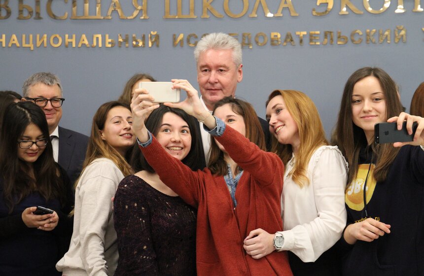 Сергей Собянин осмотрел новый корпус Высшей школы экономики 13 фото