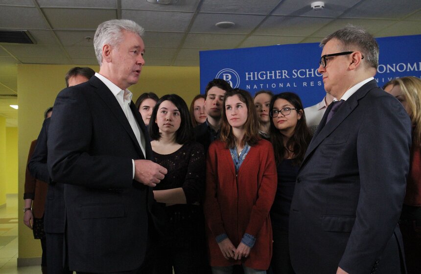 Сергей Собянин осмотрел новый корпус Высшей школы экономики 7 фото