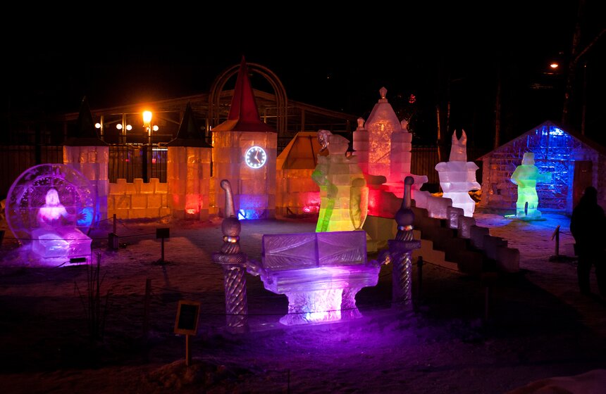 В Москве завершился конкурс ледяной скульптуры 18 фото
