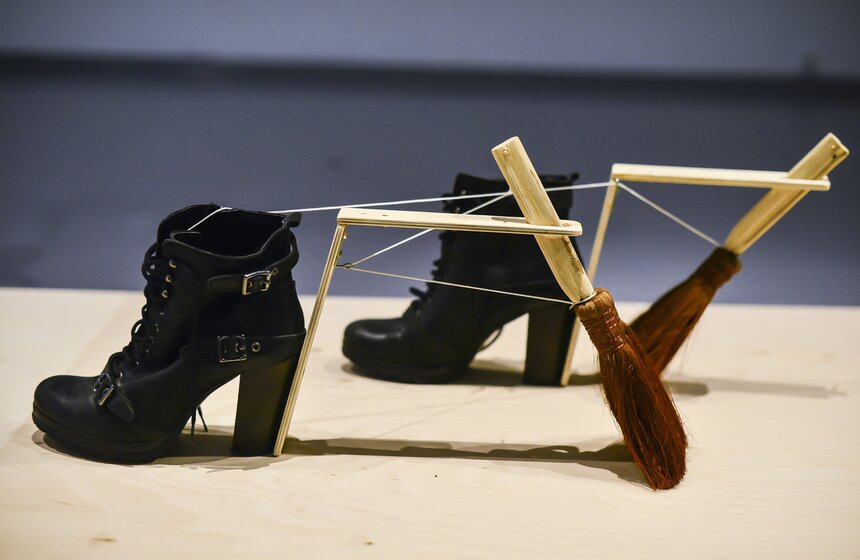 В МАММ открылась первая выставка греческой художницы Анны Вазоф 7 фото