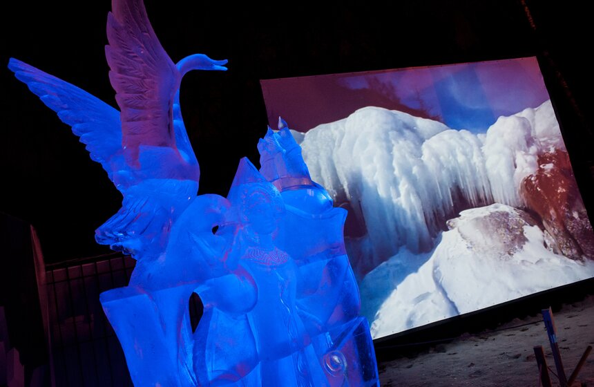 В Москве завершился конкурс ледяной скульптуры 2 фото