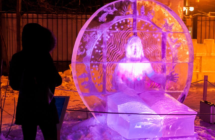 В Москве завершился конкурс ледяной скульптуры 13 фото