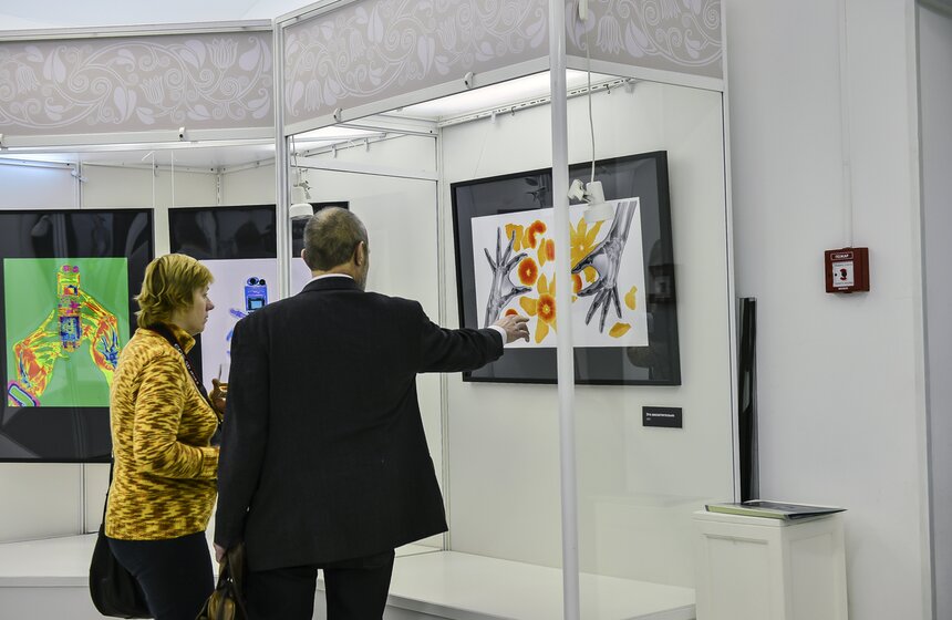 В столице открывается выставка "Искусство видеть насквозь" 16 фото