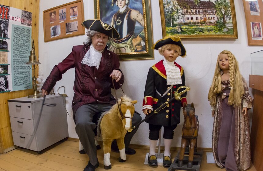 Экскурсии по Москве: музей барона Мюнхгаузена 8 фото