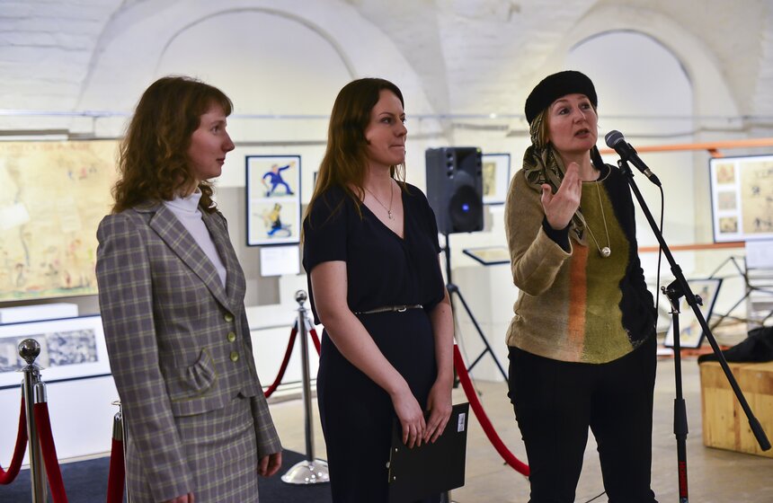 В столице открылась выставка карикатур на архитекторов 22 фото