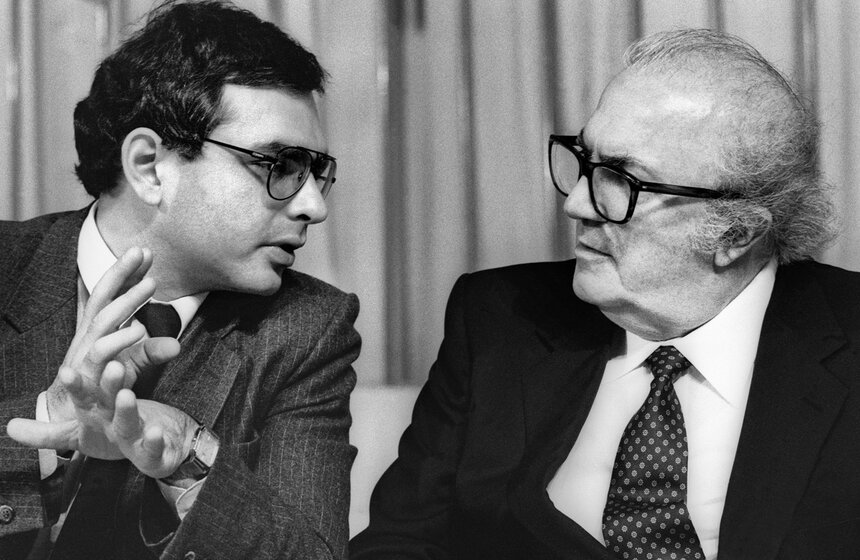Советский кинорежиссер Шахназаров К. и итальянский кинорежиссер Феллини Ф. на XV Московском международном кинофестивале, 1987 год. Фото: ТАСС/Морковкин Анатолий,Христофоров Валерий