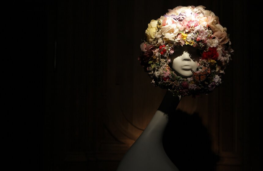 В "Доме Черткова" проходит выставка шляп Филипа Трейси 10 фото