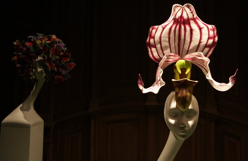 В "Доме Черткова" проходит выставка шляп Филипа Трейси 13 фото