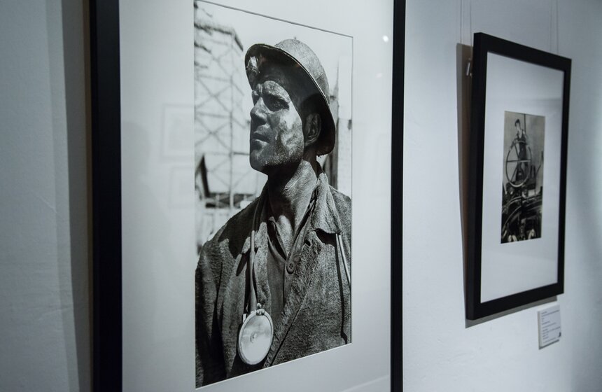 В галерее братьев Люмьер открылась выставка "PROзавод" 4 фото