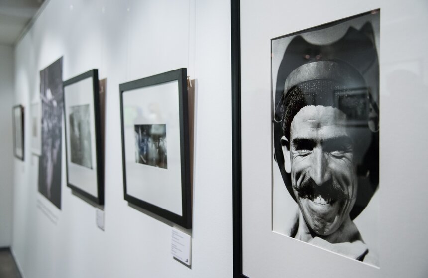 В галерее братьев Люмьер открылась выставка "PROзавод" 14 фото