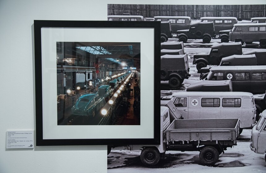 В галерее братьев Люмьер открылась выставка "PROзавод" 13 фото