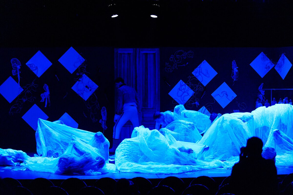 Театр коляды в москве 2024. Вишневый сад спектакль коляда театр. Театр коляды в москве 2024. Театр коляды в москве 2024. Спектакль коляды калигула.