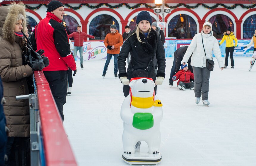 День зимних видов спорта прошел на ГУМ-катке 12 фото
