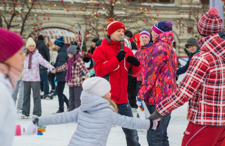 День зимних видов спорта прошел на ГУМ-катке 11 фото