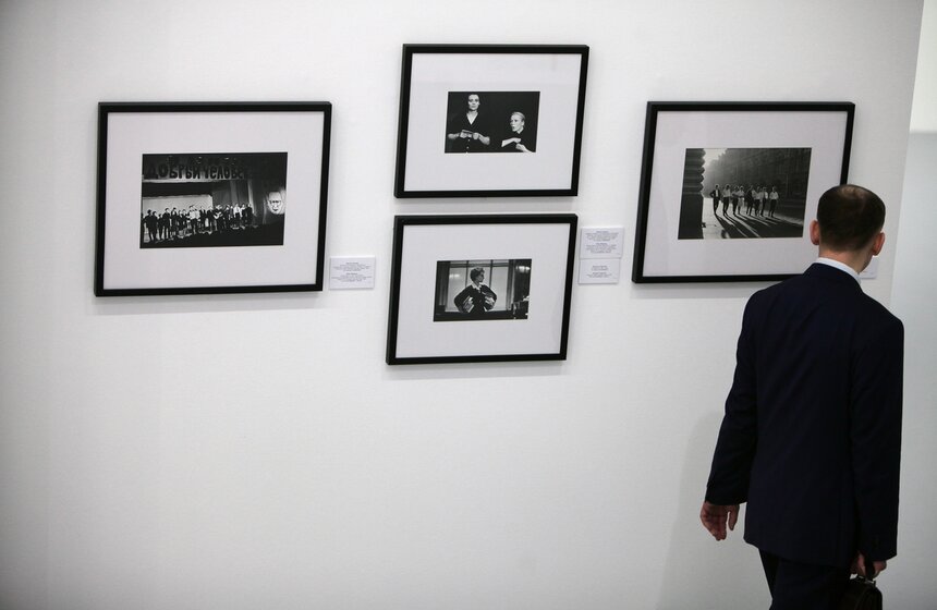 В МАММ открылась биеннале "Мода и стиль в фотографии" 4 фото